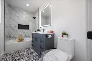 733 W 108th St, Los Angeles, CA 90044 - Photo 23