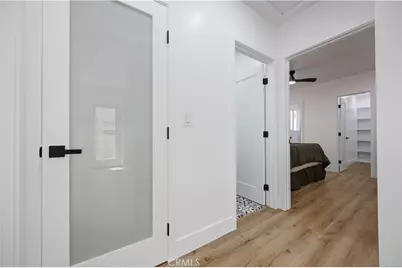 733 W 108th Street, Los Angeles, CA 90044 - Photo 27