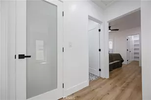 733 W 108th St, Los Angeles, CA 90044 - Photo 27