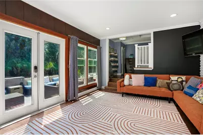 5057 Southridge Avenue, Los Angeles, CA 90043 - Photo 35