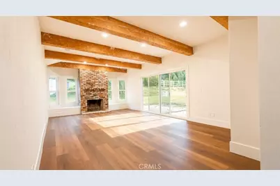 15604 Saddleback, Canyon Country, CA 91387 - Photo 9