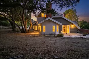 15604 Saddleback, Canyon Country, CA 91387 - Photo 43