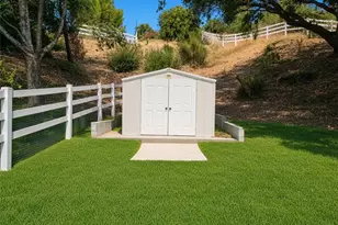 15604 Saddleback, Canyon Country, CA 91387 - Photo 49