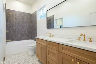 15604 Saddleback, Canyon Country, CA 91387 - Photo 19