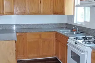 801 W F St, Wilmington, CA 90744 - Photo 7