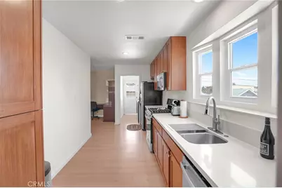 4239 W 59th, Los Angeles, CA 90043 - Photo 13