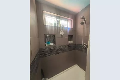 19559 Oakland, Rialto, CA 92377 - Photo 7