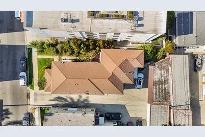 110 S Kings Rd, Los Angeles, CA 90048 - Photo 15