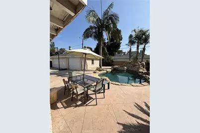 10614 Beak, South Gate, CA 90280 - Photo 15