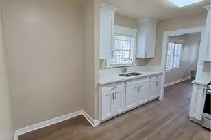 243 E 82nd, Los Angeles, CA 90003 - Photo 9
