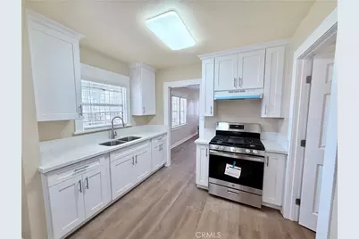 243 E 82nd, Los Angeles, CA 90003 - Photo 11