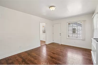 408 W 107th Street, Los Angeles, CA 90003 - Photo 7