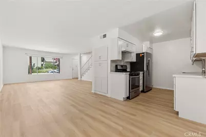 218 Thorne, Los Angeles, CA 90042 - Photo 15