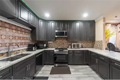 11137 S Freeman #F, Inglewood, CA 90304 - Photo 13