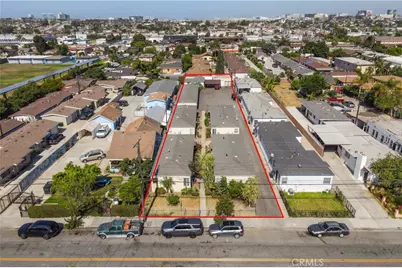 10901 S Freeman, Inglewood, CA 90304 - Photo 1