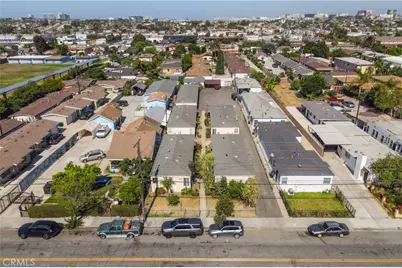 10901 S Freeman, Inglewood, CA 90304 - Photo 21