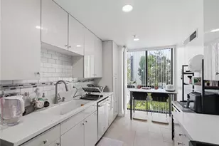 222 S Central Ave, Los Angeles, CA 90012 - Photo 11