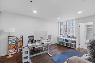 222 S Central Ave, Los Angeles, CA 90012 - Photo 21