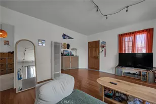 15725 La Salle Ave, Gardena, CA 90247 - Photo 9