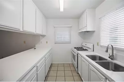 508 W Imperial Avenue, El Segundo, CA 90245 - Photo 17