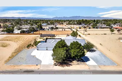 21031 Rancherias, Apple Valley, CA 92307 - Photo 3