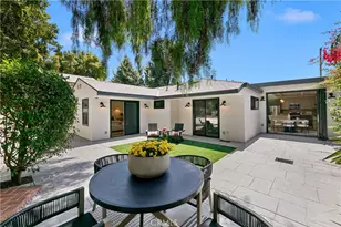 2171 W 26th Pl, Los Angeles, CA 90018 - Photo 17