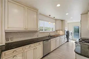314 Via San Sebastian, Redondo Beach, CA 90277 - Photo 11