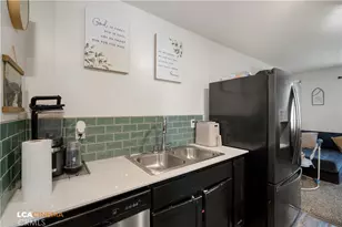 1807 Keepsake Ct, Bakersfield, CA 93307 - Photo 27