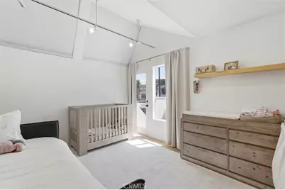 845 11th, Manhattan Beach, CA 90266 - Photo 15