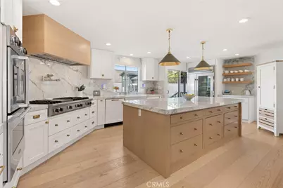 845 11th, Manhattan Beach, CA 90266 - Photo 1