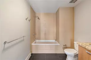 460 S Spring Unit 702, Los Angeles, CA 90013 - Photo 15