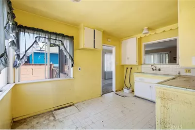 15313 Roselle Avenue, Lawndale, CA 90260 - Photo 7