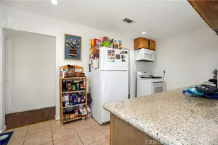 1218 W D St, Wilmington, CA 90744 - Photo 13