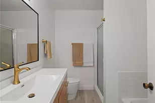 4700 Natick, Sherman Oaks, CA 91403 - Photo 9