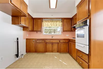 1129 W 9th Street, San Pedro, CA 90731 - Photo 37