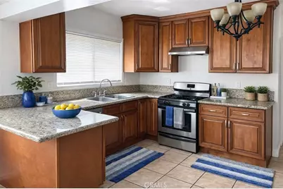 943 Chestnut Avenue, Long Beach, CA 90813 - Photo 23