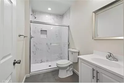 526 534 W 47th St, Los Angeles, CA 90037 - Photo 11