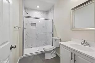526 534 W 47th St, Los Angeles, CA 90037 - Photo 11