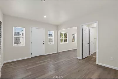 526 534 W 47th St, Los Angeles, CA 90037 - Photo 13