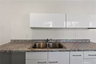 526 534 W 47th St, Los Angeles, CA 90037 - Photo 9