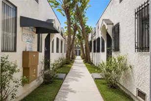 526 534 W 47th St, Los Angeles, CA 90037 - Photo 3