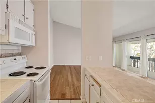 902 Camino Real, Redondo Beach, CA 90277 - Photo 17