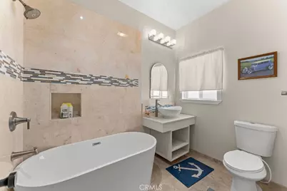 2500 Anabas Avenue, San Pedro, CA 90732 - Photo 23
