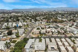3956 W 27th St, Los Angeles, CA 90018 - Photo 25
