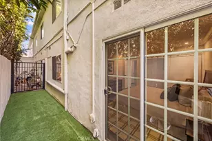 1021 Hill St, Santa Monica, CA 90405 - Photo 11