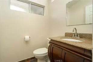 19841 Hamlin St, Woodland Hills, CA 91367 - Photo 11
