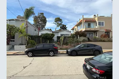735 Longfellow Avenue, Hermosa Beach, CA 90254 - Photo 1