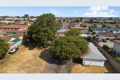 215 E 220th, Carson, CA 90745 - Photo 13