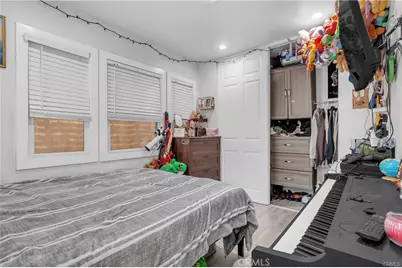 4610 Leonis, Commerce, CA 90040 - Photo 13