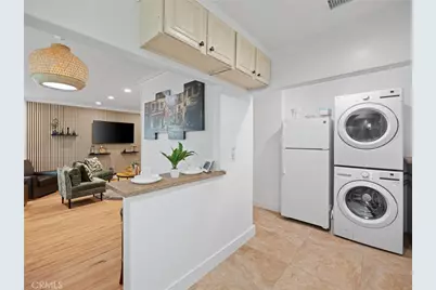 2300 W Century Boulevard, Inglewood, CA 90303 - Photo 15